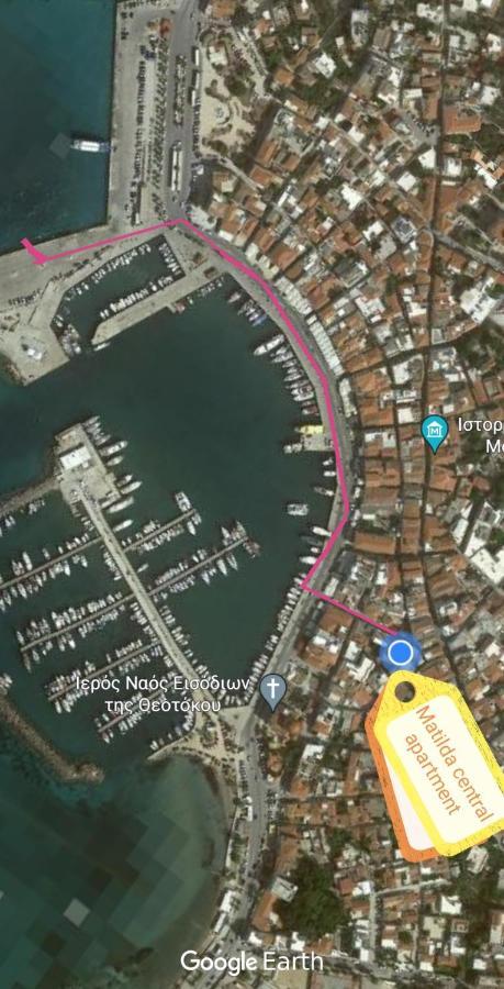 Matilda Central Apartment Aegina Екстер'єр фото
