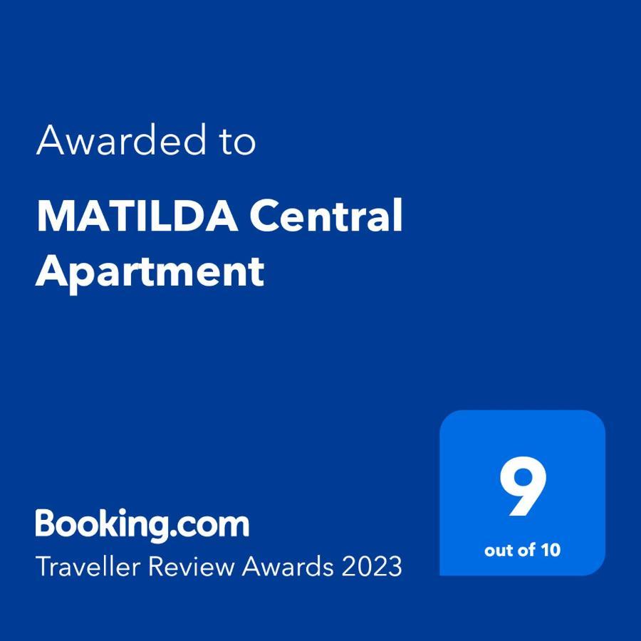 Matilda Central Apartment Aegina Екстер'єр фото